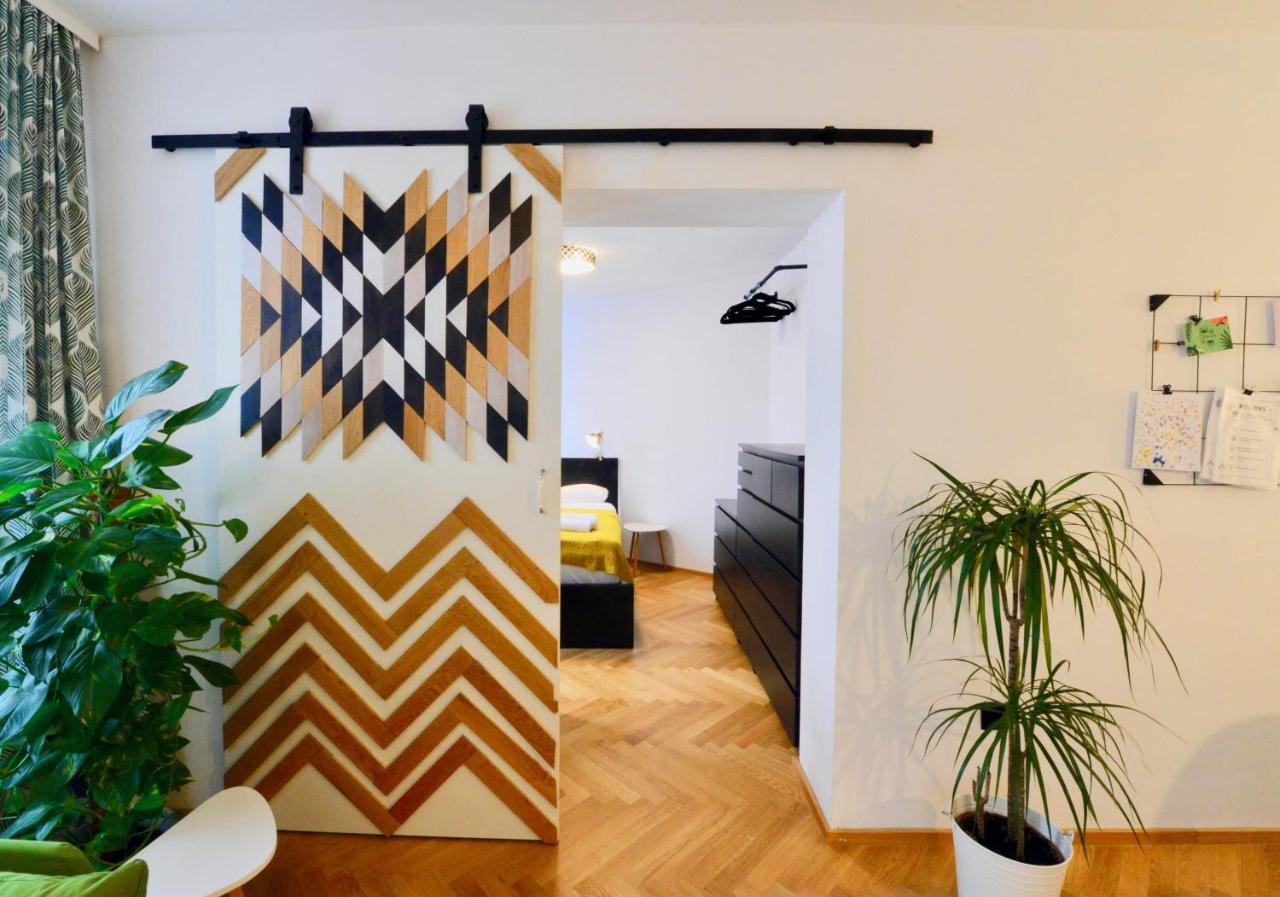 Ferienwohnung Modern Flat With Parking Space Wien Exterior foto
