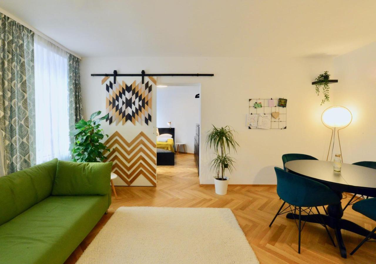 Ferienwohnung Modern Flat With Parking Space Wien Exterior foto