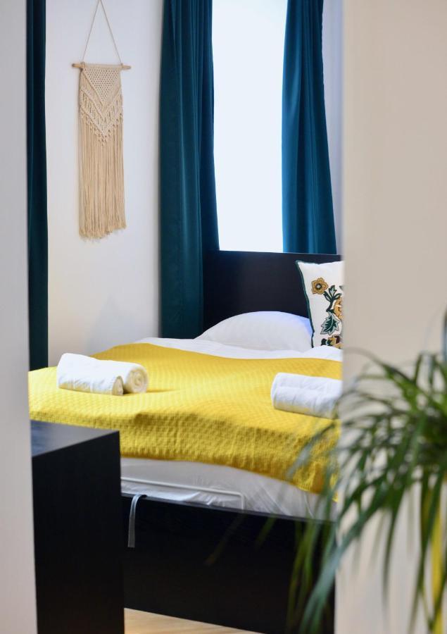 Ferienwohnung Modern Flat With Parking Space Wien Exterior foto