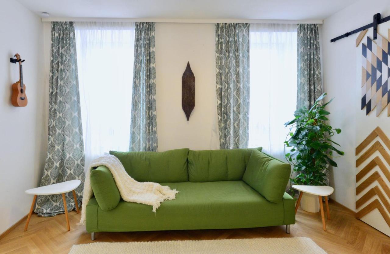 Ferienwohnung Modern Flat With Parking Space Wien Exterior foto